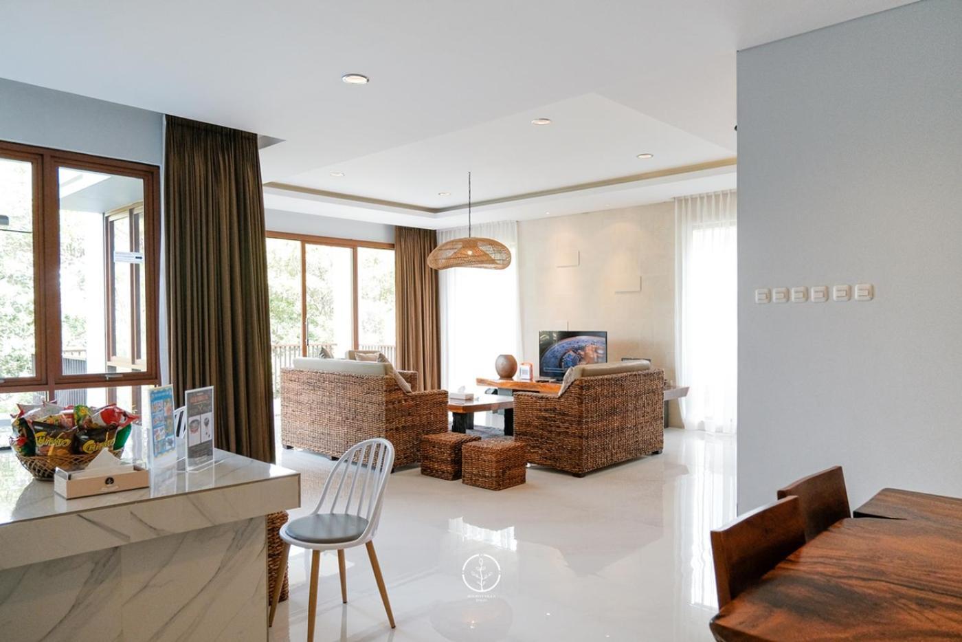 Asmaya Hill View Villa 7 Bedrooms With A Private Swimming Pool Бандунг Экстерьер фото